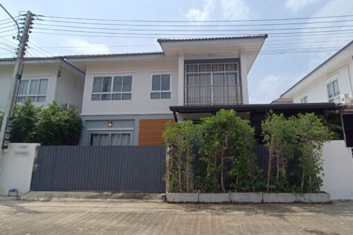 ขายบ้าน หมู่บ้านปารมี พุทธมณฑล สาย 5 บ้านแฝด 4 ห้องนอน 3 ห้องน้ำ ต่อเติมรอบบ้านครบ พื้นที่ใช้สอยเยอะ !! ราคาดี ฟรีโอน !! - Image 2